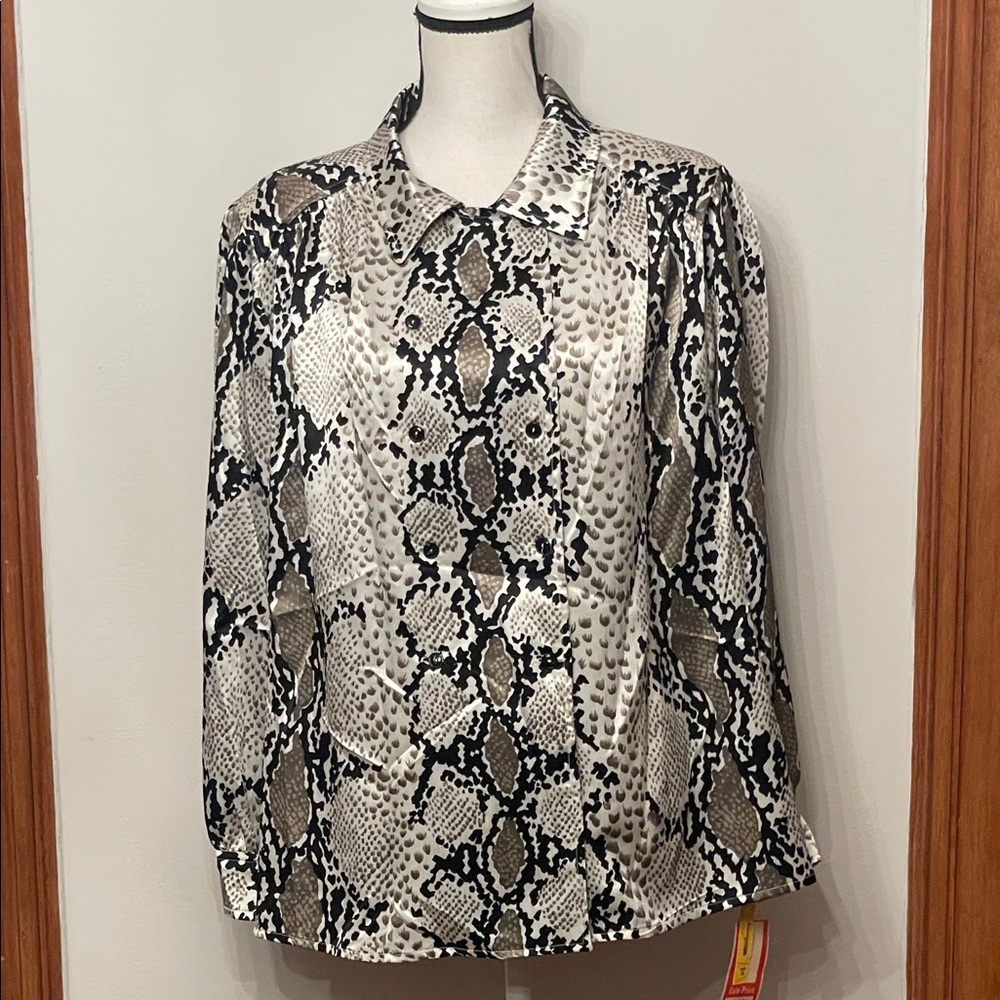 Vintage Chic Snake Print Button Down Shirt